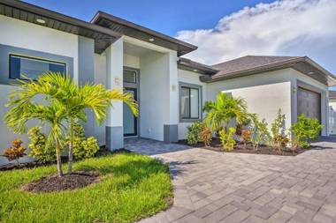 Cape Coral Home with Screened-In Lanai and Pool!