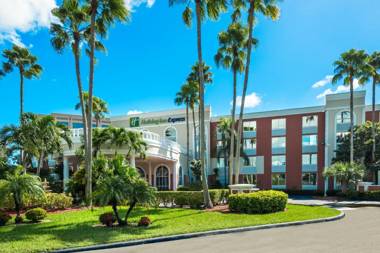 Holiday Inn Express Miami Airport Doral Area an IHG Hotel