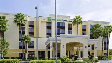 Holiday Inn Express Hotel & Suites Kendall East-Miami an IHG Hotel