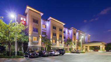 Best Western Plus Miami Airport North Hotel & Suites