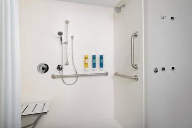 Tru By Hilton Miami Airport South Blue Lagoon Fl