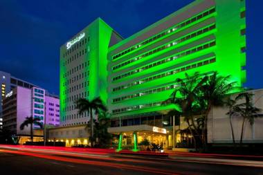 Holiday Inn Miami Beach-Oceanfront an IHG Hotel