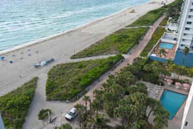 Crystal Beach Suites Oceanfront Hotel