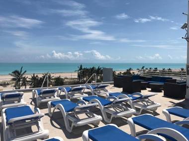 Strand Ocean Drive Suites - Rooftop Pool