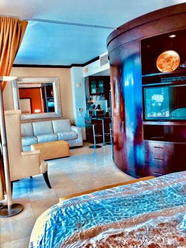 Apartment at De Soleil Hotel on Ocean Drive