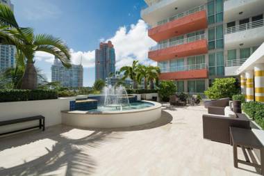 Miami Beachfront Hotel Studio with Balcony