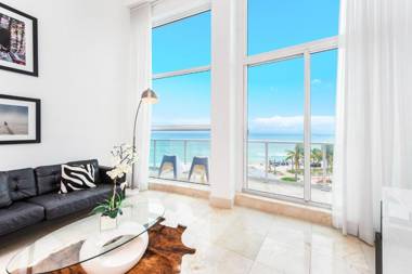 Oceanfront Loft at Castle Beach Club -M15