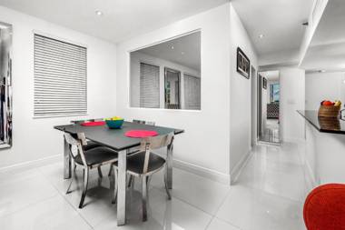 South Beach Suites in Ocean Drive