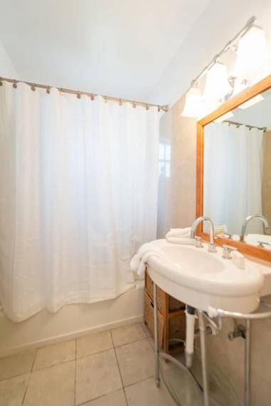 Hispaniola Apartments by Royal Stays