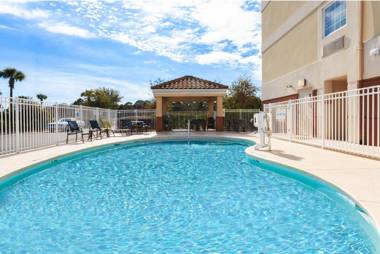 Candlewood Suites Destin-Sandestin Area an IHG Hotel