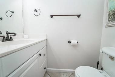 Woodland Shores by Panhandle Getaways