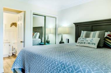 7 D One Bedroom Condo