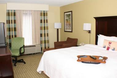 Hampton Inn Naples-Central