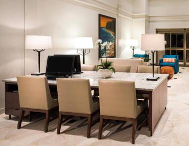 DoubleTree Suites by Hilton Naples