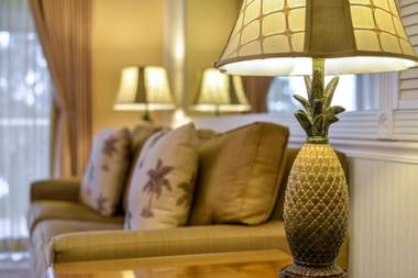 Charter Club Resort Of Naples Bay By Diamond Resorts