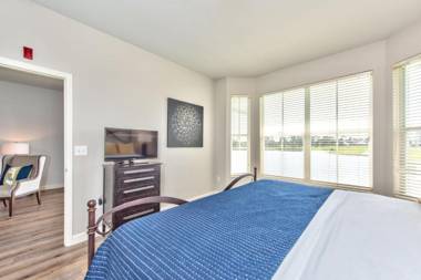 Solterra Golf Condo at the Lely Resort