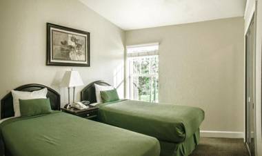 Parc Corniche Condominium Suites