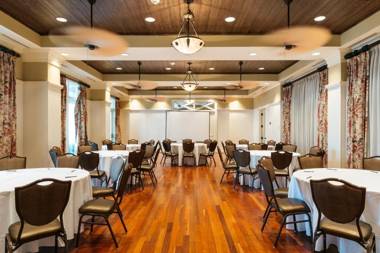 Bohemian Hotel Celebration Autograph Collection