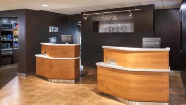 Courtyard by Marriott Orlando Airport