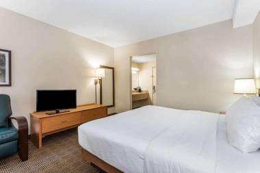 La Quinta by Wyndham Orlando South