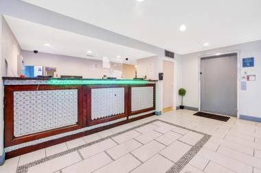 Quality Inn Near Orlando Airport Florida Mall