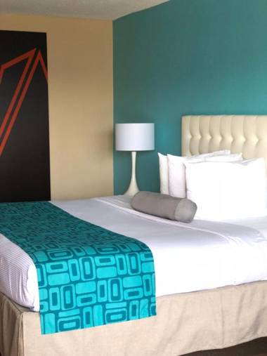 Howard Johnson by Wyndham Airport Florida Mall
