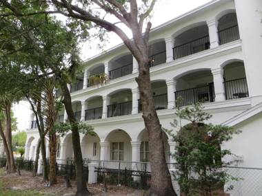 The EO Inn - Downtown Orlando