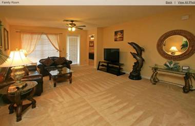 Executive 3 Bedroom Villa at Universal