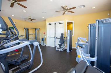 Magnificent 2 Bedroom Apartment Vista Cay Resort 107