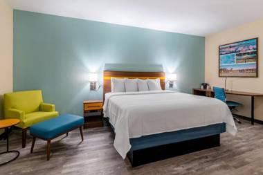 SPOT X by Red Collection Orlando International Dr