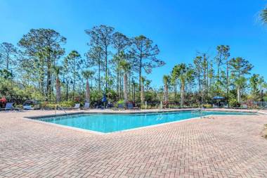 Stunning 3BR Near Disney - Pool and Hot Tub!