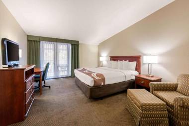 Quality Inn & Suites Tarpon Springs South