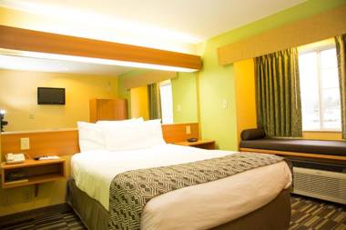 Microtel Inn & Suites by Wyndham Panama City