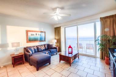 Fantastic Ocean Front 1 Bd Condo At Boardwalk in Panama City Beach!