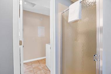 Beach House - 6800 Gulf Drive by Panhandle Getaways