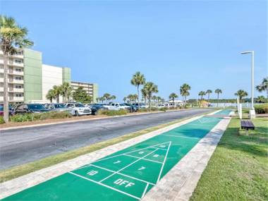 Pinnacle Port Beach Resort