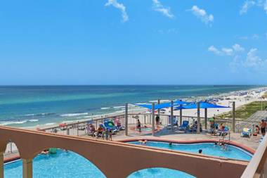 Brightly Furnished Beachfront Condominium