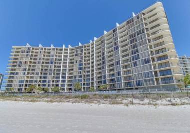 Edgewater Beach Resort by TS