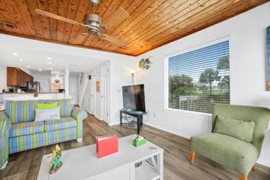 Seaward Townhome Rentals by Panhandle Getaways