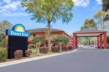 Days Inn by Wyndham Pensacola West