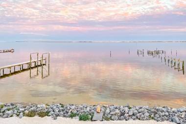 Beach House on the Bay