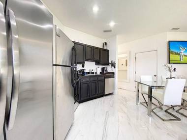 PGA Village 7 Room Golf Resort Villa by American Vacation Living