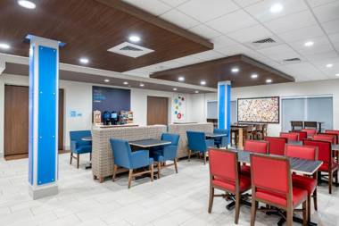 Holiday Inn Express & Suites - Punta Gorda an IHG Hotel