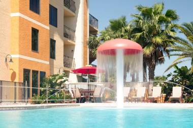 Castillo Real Ascend Hotel Collection