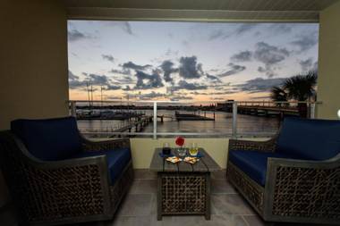 Marker 8 Hotel and Marina