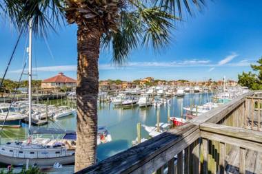 Inn at Camachee Harbor View Suite 26