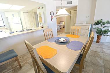 Ocean Village Club L24