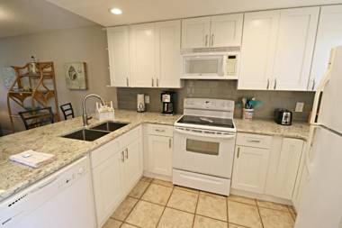 Ocean Village Club H14