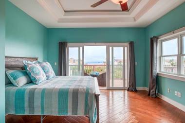 Tucker Hideaway at Seagate