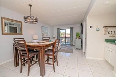 4205 Courtyard Villa 2nd Fl N